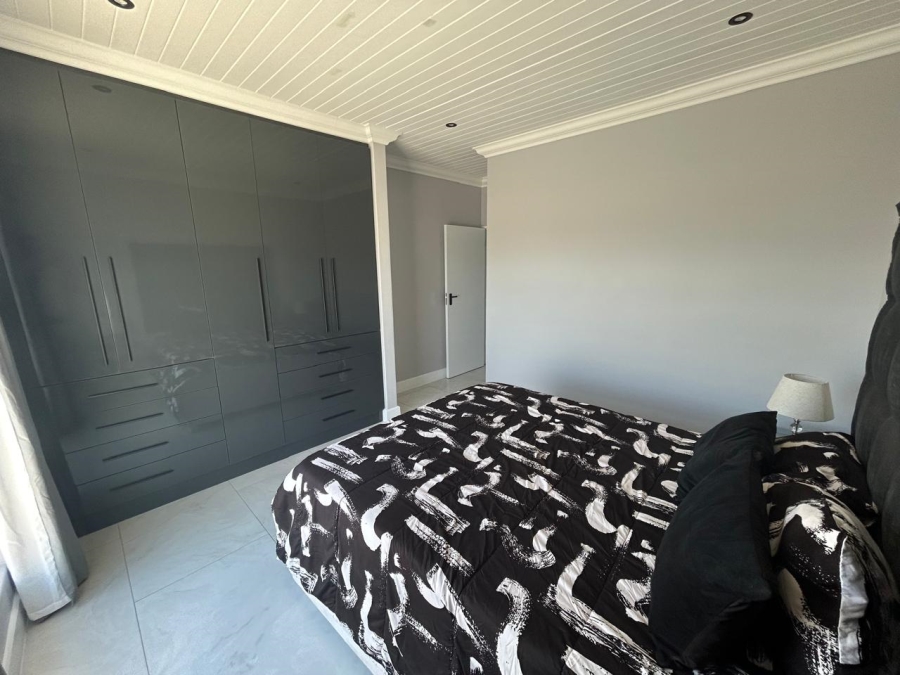 4 Bedroom Property for Sale in Shelley Point Western Cape